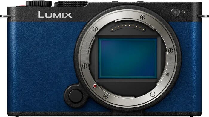 Panasonic Lumix DC-S9 | blau 1