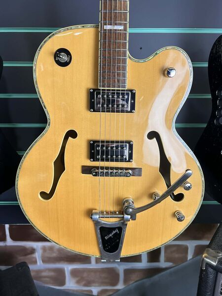 Peavey Rockingham Natural Gloss c.2002 Hollow Body Electric Guitar | Natural Gloss, image 4 of 5
