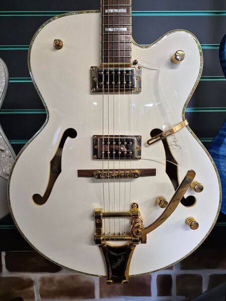 Peerless Gigmaster Custom Gloss White 2008 Hollow-Body Electric Guitar | Gloss White, image 3 of 5