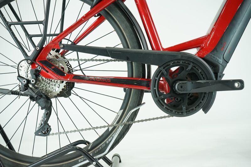 Pegasus Premio EVO 10 Lite (2023) | Tiefeinsteiger | rot | 28" | 55 cm | 2000 - 3000 km 2