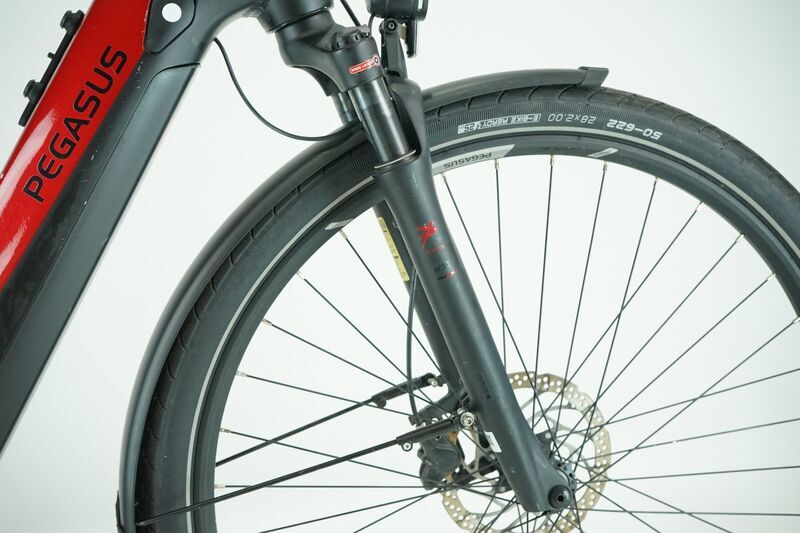 Pegasus Premio EVO 10 Lite (2023) | Tiefeinsteiger | rot | 28" | 55 cm | 2000 - 3000 km 4