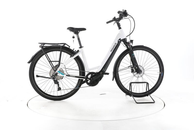 Pegasus Premio Evo Lite 2022 | white | 28" | 45 cm | > 3000 km, image 1 of 5