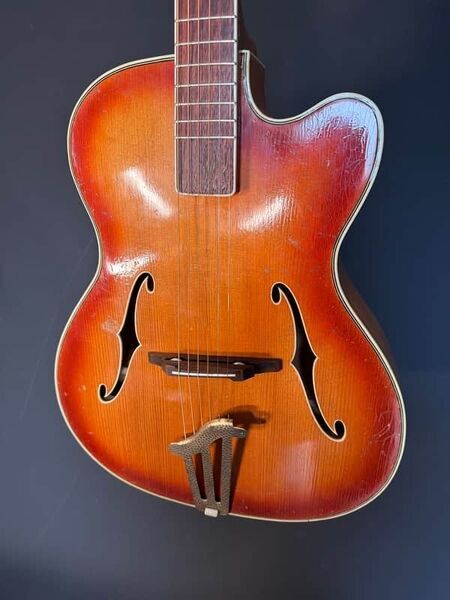 Perfectus Jazz Guitar 1945 – All Solid – Pickup – Restored Player | sunburst, image 4 of 5