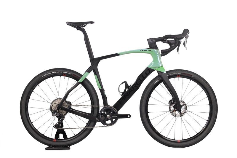 Pinarello Grevil (2023) | Diamant | schwarz | 27.5" | 57 cm 1