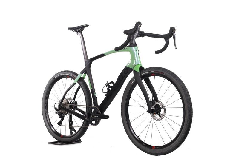 Pinarello Grevil (2023) | Diamant | schwarz | 27.5" | 57 cm 2