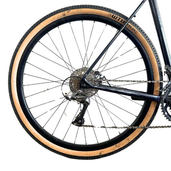 Pinnacle Arkose 1 (2022) | Diamant | dunkelblau | 60 cm | M | < 100 km 4