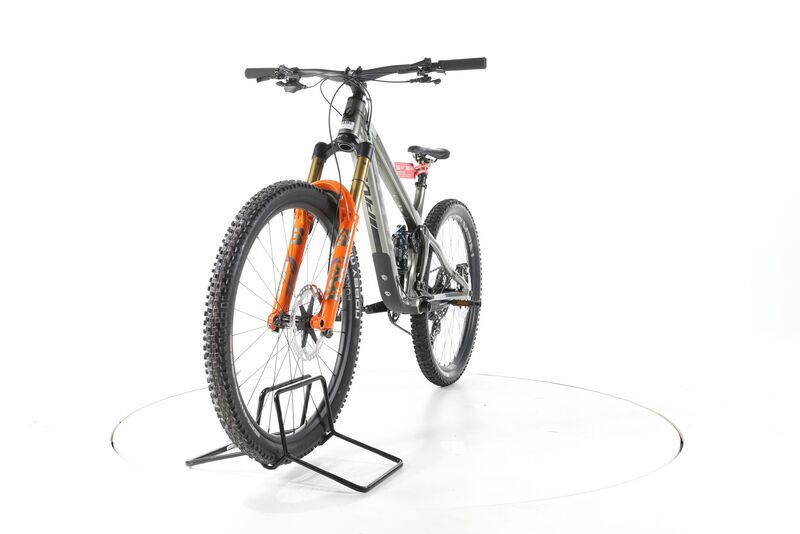 Pivot Cycles Firebird 2023 | grey | 29" | L 3