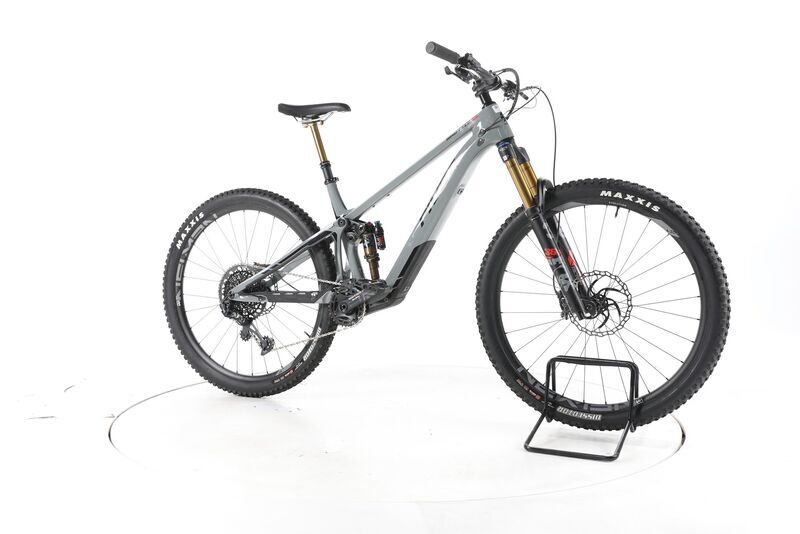 Pivot Cycles Shuttle SL 2023 | grey | 29" | L | 500 - 3000 km, image 2 of 5