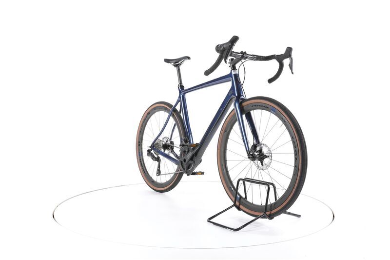 Pivot Cycles Vault Di2 2022 | blue | 28" | L 2