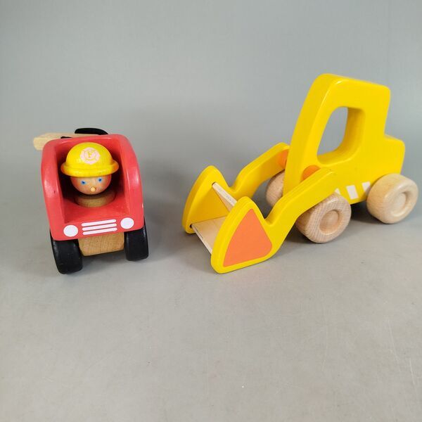PlanToys Bundle set von 4 police, train, excavator & Feuerwehrautoe | multicolored, image 3 of 3