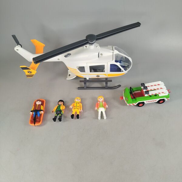 Playmobil Bundle Aero Line Set von 7 Flugzeug, Hubschrauber & Rettungsfahrzeug mit 4 Figuren | mehrfarbig, image 3 of 4