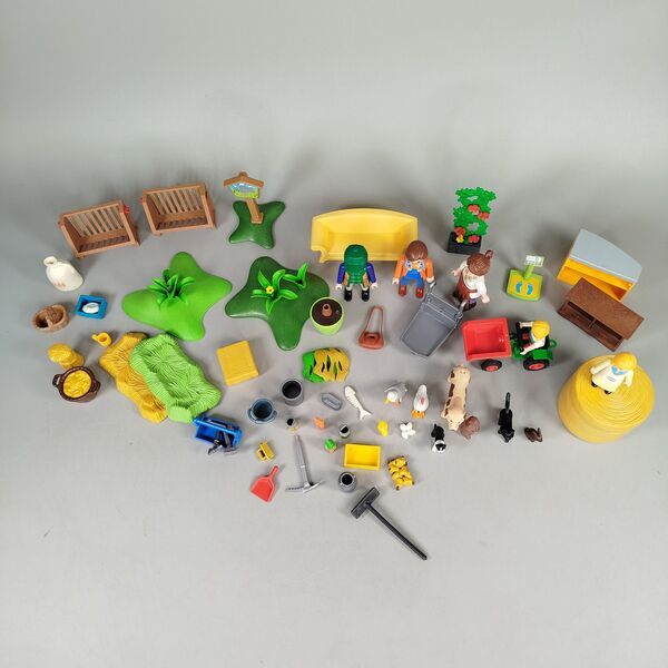 Playmobil Bundle Bauernhof Figuren Tiere Traktore | multicolored, image 1 of 3