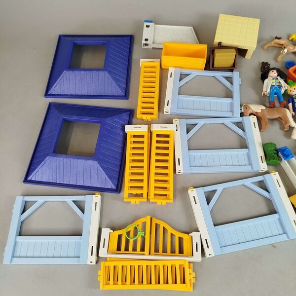 Playmobil Bundle Bauernhof Pferde & Figurene | mehrfarbig, image 2 of 2