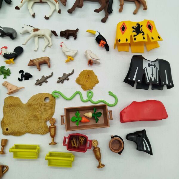 Playmobil Bundle Bauernhof Tiere & Zubehör Pferdee | multicolored, image 2 of 3