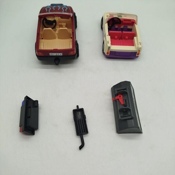 Playmobil Bundle Fahrzeuge Set von 4 Traktor, Geldtransporter & 2 Cabriose | multicolored, image 3 of 3