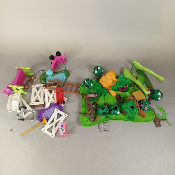 Playmobil Bundle horses & figures set von 18 | multicolored, image 2 of 2