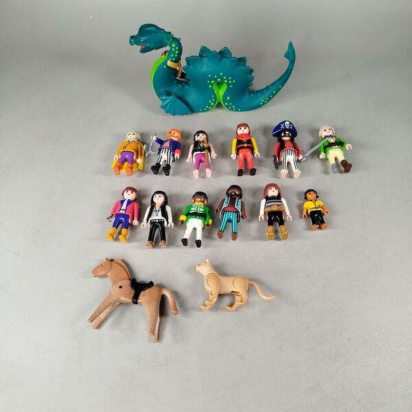 Playmobil Bundle pirates set von 15 figures & animals | multicolored, image 3 of 3