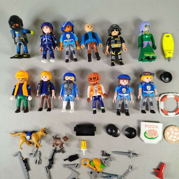 Playmobil Bundle Polizei Figuren, Tiere & Zubehör Pferd & Hundee | multicolored, image 3 of 5