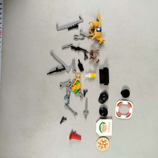 Playmobil Bundle Polizei Figuren, Tiere & Zubehör Pferd & Hundee | multicolored, image 4 of 5