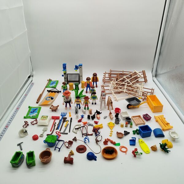 Playmobil Bundle riding stable figures & animals comprehensive set | multicolored, image 3 of 5