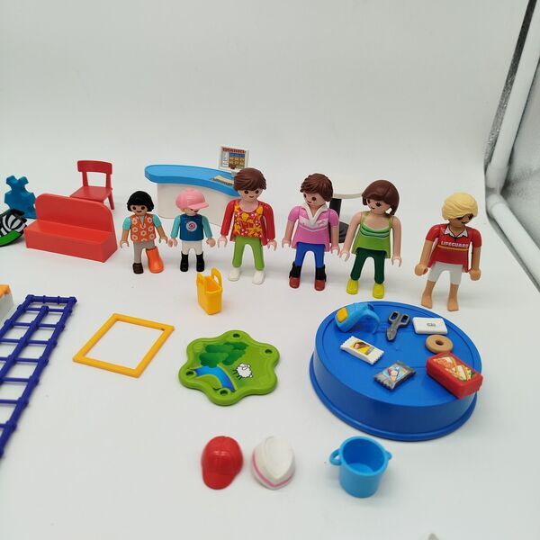 Playmobil Bundle Schule set von 6 figures & accessories | multicolored, image 2 of 2