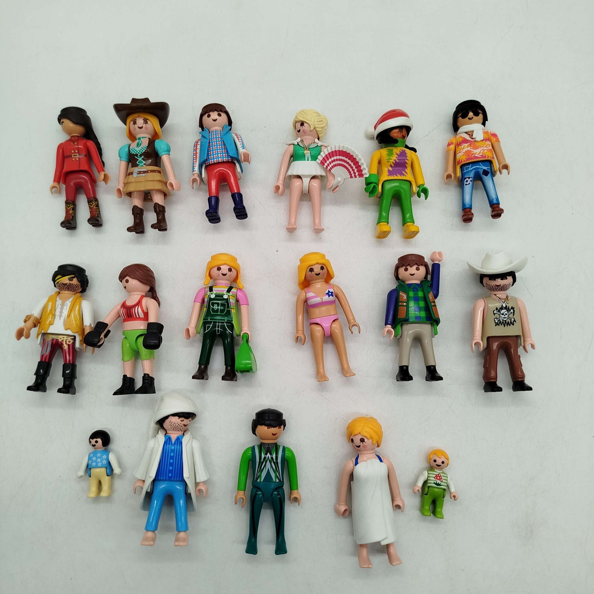 Playmobil Bundle Set von 17 Figuren, mit Zubehöre