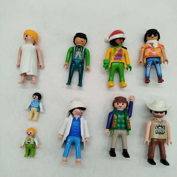 Playmobil Bundle Set von 17 Figuren, mit Zubehöre | mehrfarbig, image 2 of 3