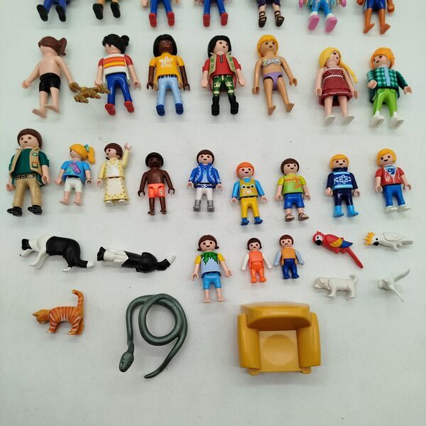 Playmobil Bundle Set von 27 Figuren mit Tieren & Zubehör, ab 3 4 5 Jahre | multicolored, image 1 of 1