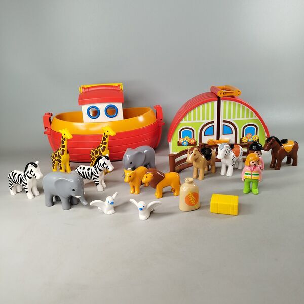 Playmobil Bundle Tiere Boot & Scheune Set von 17e | mehrfarbig, image 2 of 4