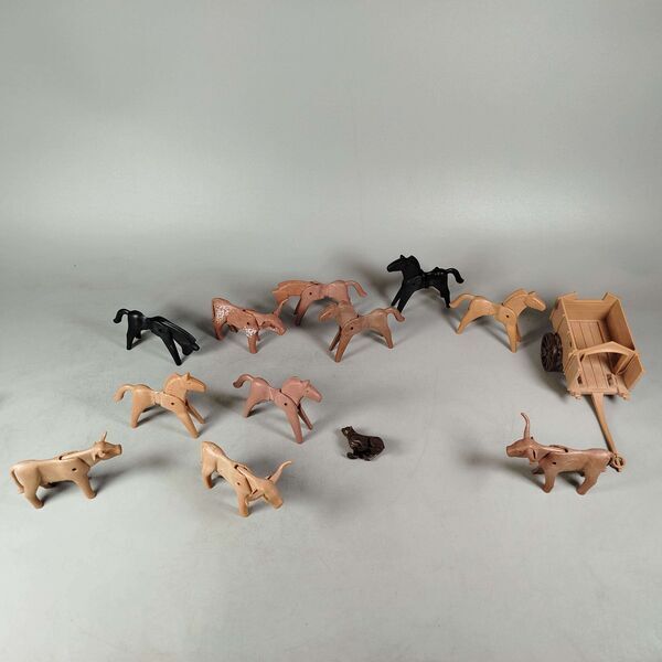 Playmobil Bundle Tiere mit Wagen Pferd Kuh Hunde | mehrfarbig, image 2 of 2