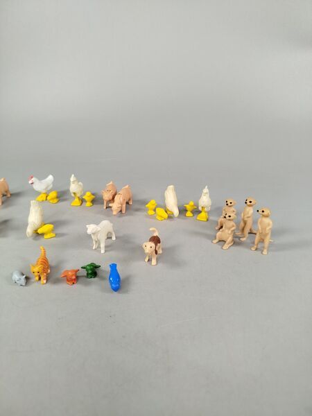 Playmobil Bundle animals set of 30 animal figures | multicolored, image 2 of 3
