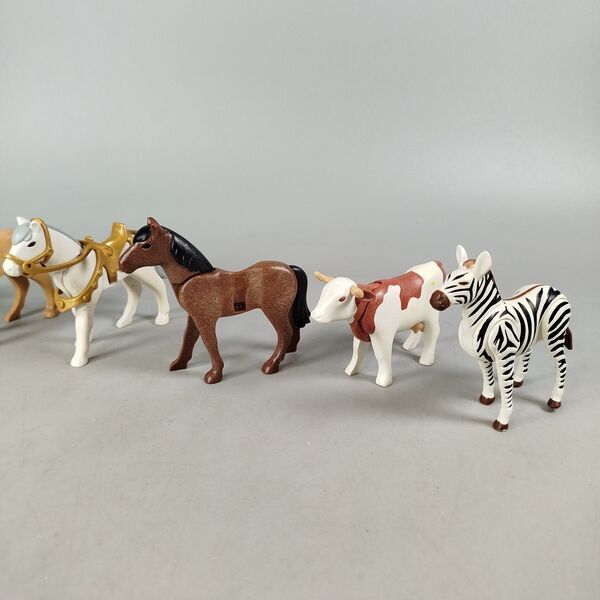 Playmobil Bundle Tiere Set von 42 Figuren & Zubehör | mehrfarbig, image 4 of 4
