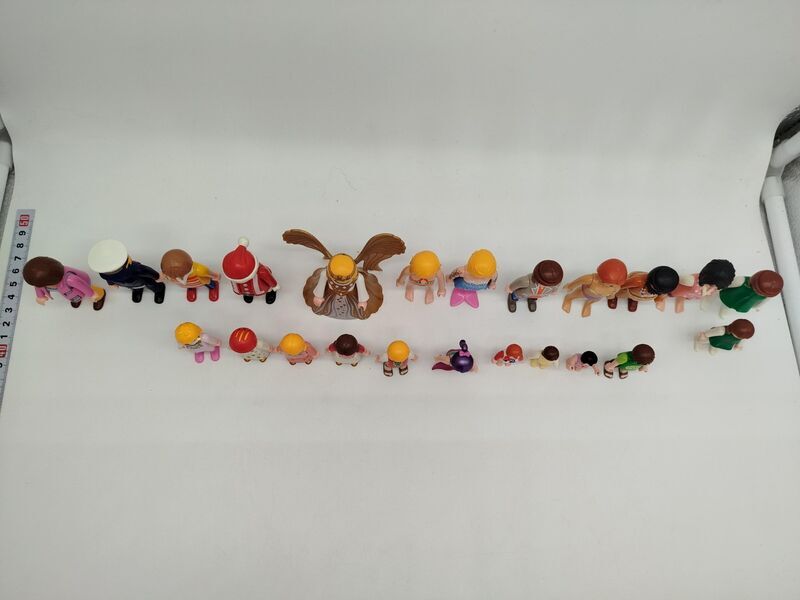Playmobil Figuren Set von 23 | mehrfarbig 2