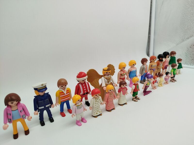 Playmobil Figuren Set von 23 | mehrfarbig 3