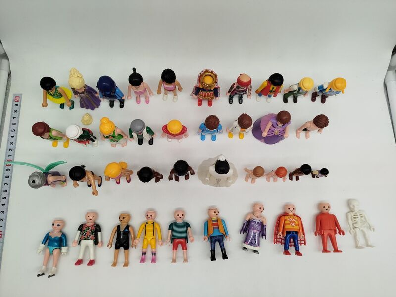 Playmobil Figuren - Set von 39 Figuren mit Zubehör | mehrfarbig 1