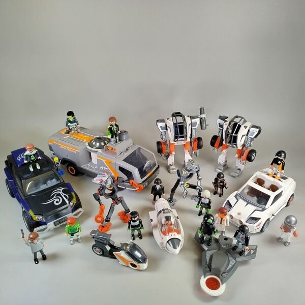 Playmobil Futuristische Fahrzeuge & Figuren Set | mehrfarbig 2
