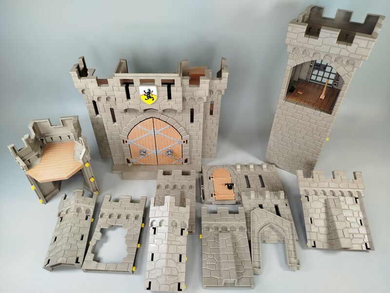 Playmobil Mittelalter Löwenritterburg - mit Figuren & Zubehör | mehrfarbig 1