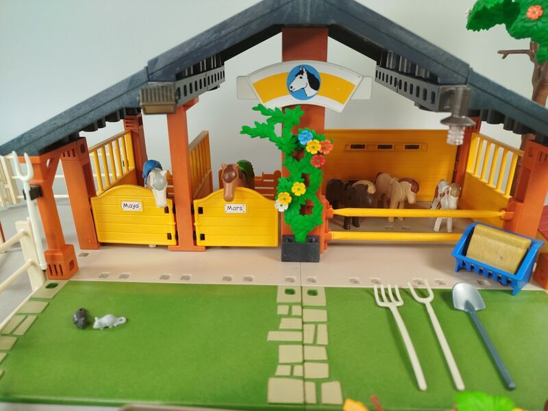 Playmobil Reiterhof 3120 mit Pferden, Figuren & Zubehör | mehrfarbig 3