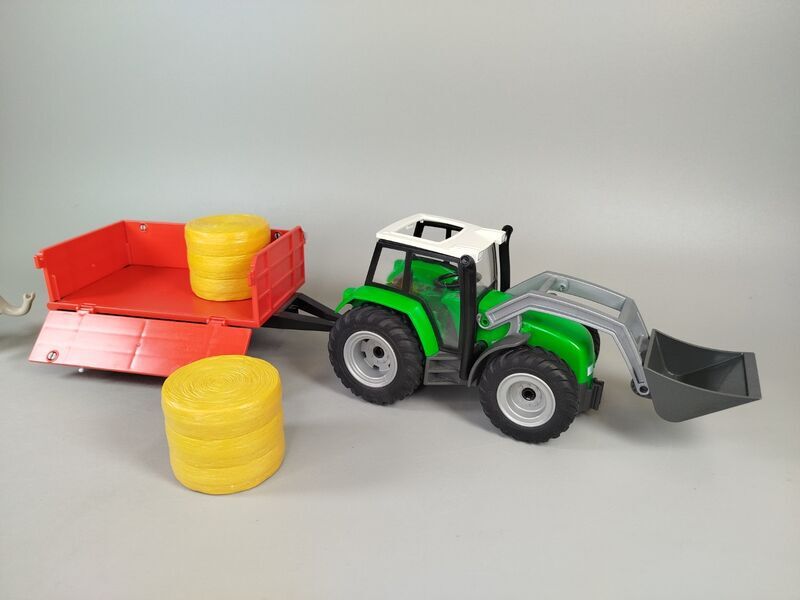 Playmobil Traktor mit Anhänger, Heuballen und Babyelefant | mehrfarbig 2