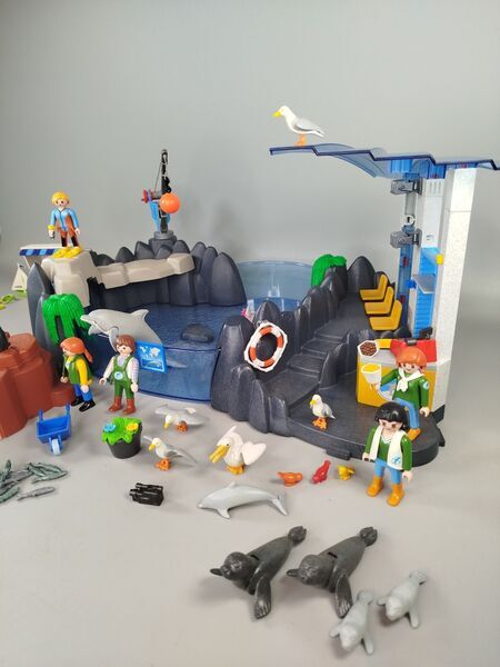 Playmobil Wasserpark Spielset 4468, 4462 - Aquarium mit Figuren & Tieren | mehrfarbig 3