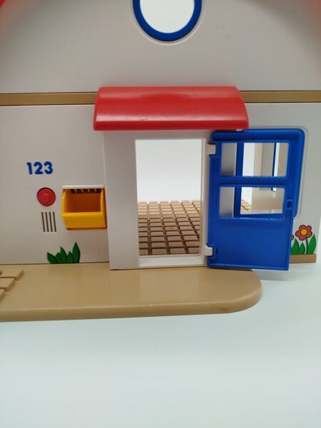 Playmobil Weihnachtswohnhaus mit Figuren & Zubehör | multicolored 5