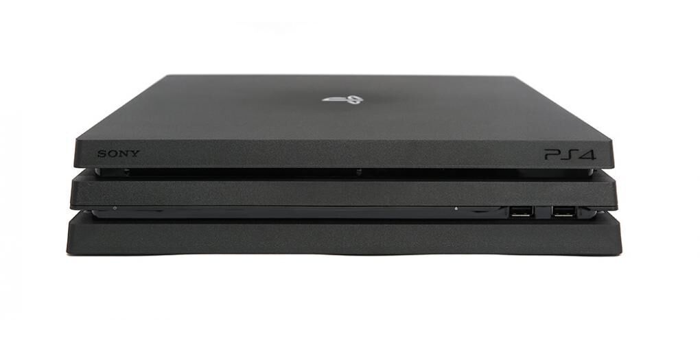 Sony PlayStation 4 Pro (PS4 Pro) inkl. Spiel Standard Edition Schwarz 1 TB 1 Controller Gran Turismo Sport