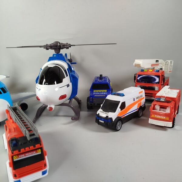 Polizei-, Feuerwehr und Rettungsdienst-Set | mehrfarbig 2