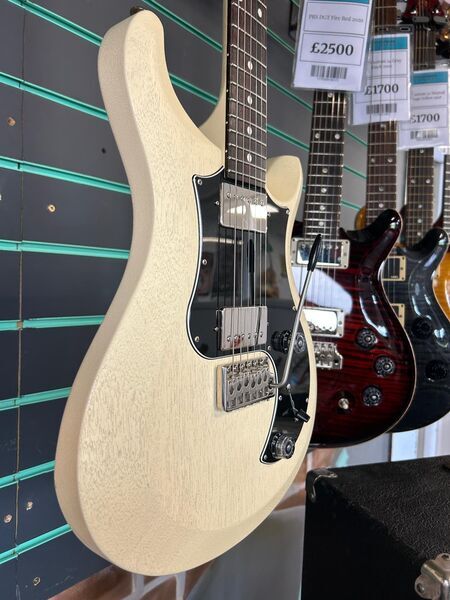 PRS S2 Standard 22 Satin Antique White 2022 Electric Guitar | Satin White, image 3 of 5