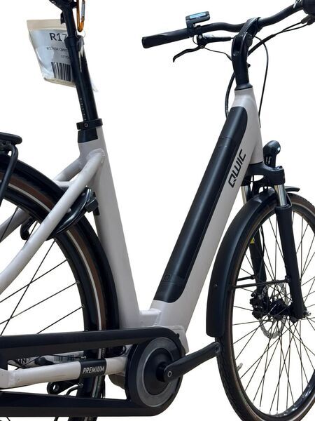 Qwic Premium i MN7 2021 | grey | 28" | L | 500 - 3000 km, image 4 of 5