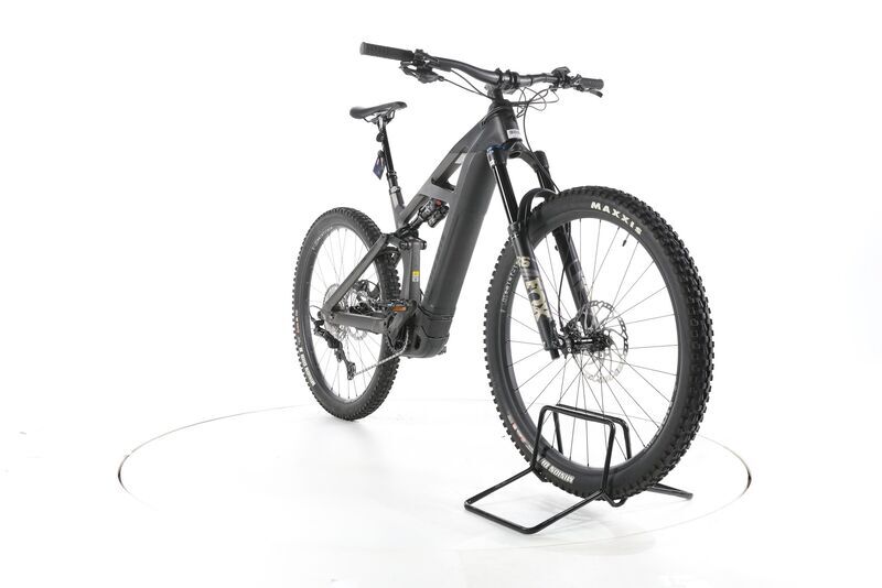 Radon Render 9.0 2023 | zwart | 29" | L | 500 - 3000 km 2