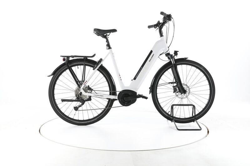 Raleigh Kent 9 2022 | bílá | 28" | 58 cm | > 3000 km, image 1 of 5