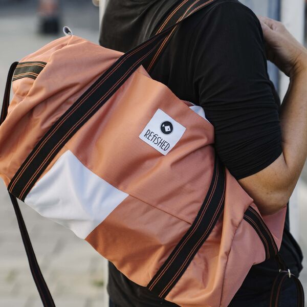 REFISHED - Tasche SPORTY BAG - FLYING HIGH flamingo orange | Größe S 5
