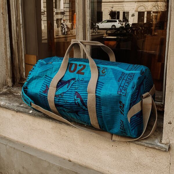 REFISHED - SPORTY BAG #FISH blue aqua | Size XL