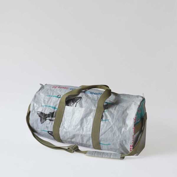 REFISHED - Tasche SPORTY BAG #FISH weiß | Größe S